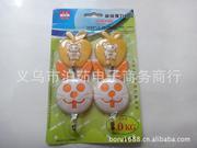 探访义乌2元批发市场 粘钩背后的日用百货生意经